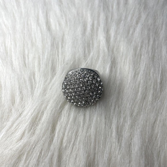 Elegant silver ring - Picture 2 of 3